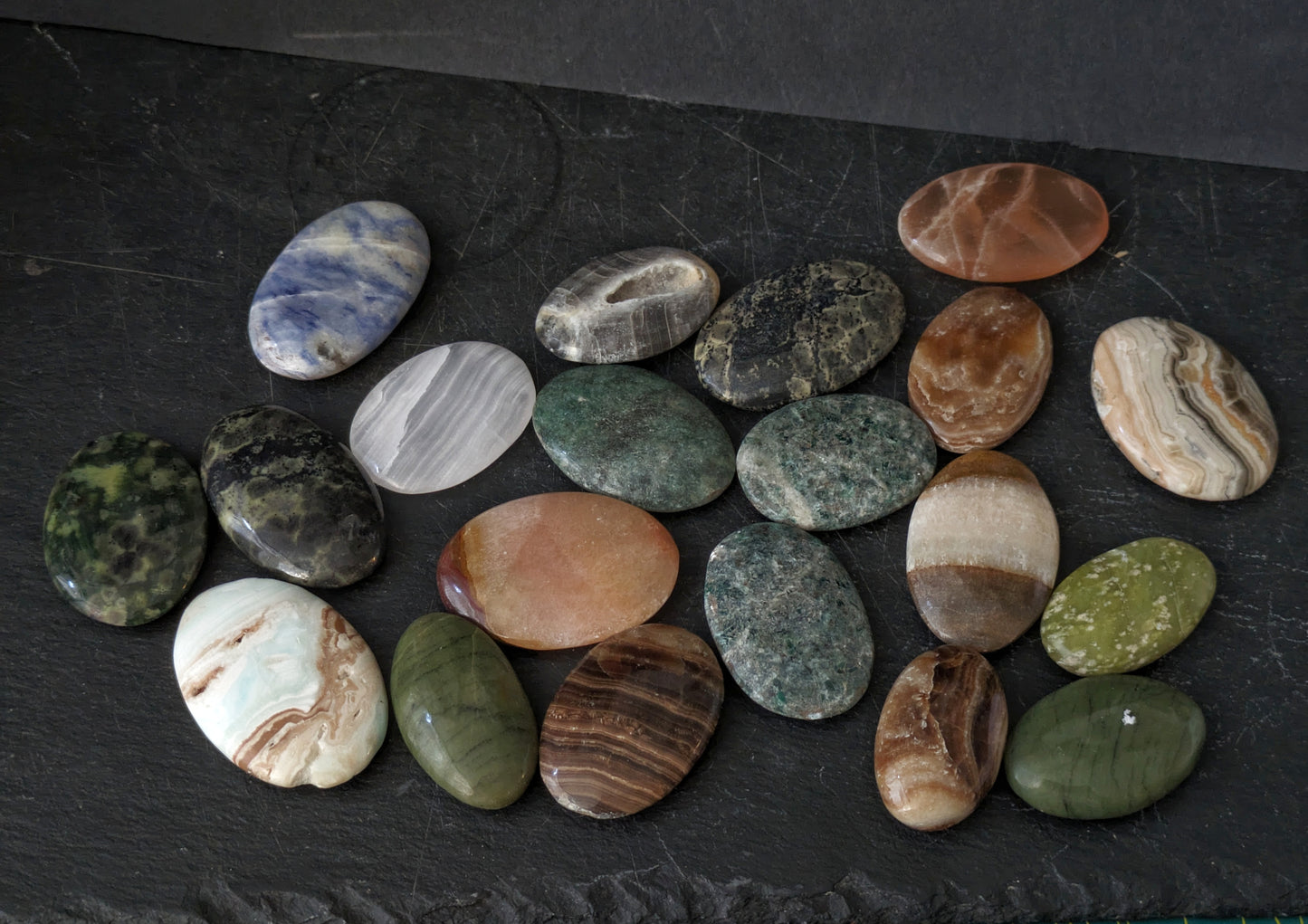 Mixed Crystals Mini Palmstone