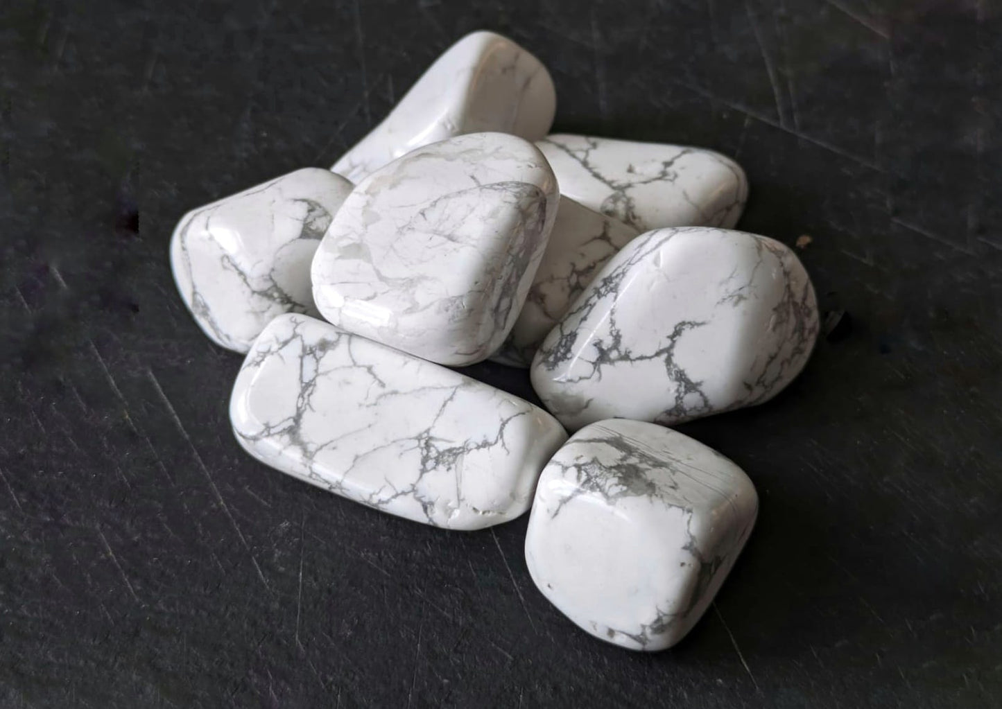 Howlite Tumblestones