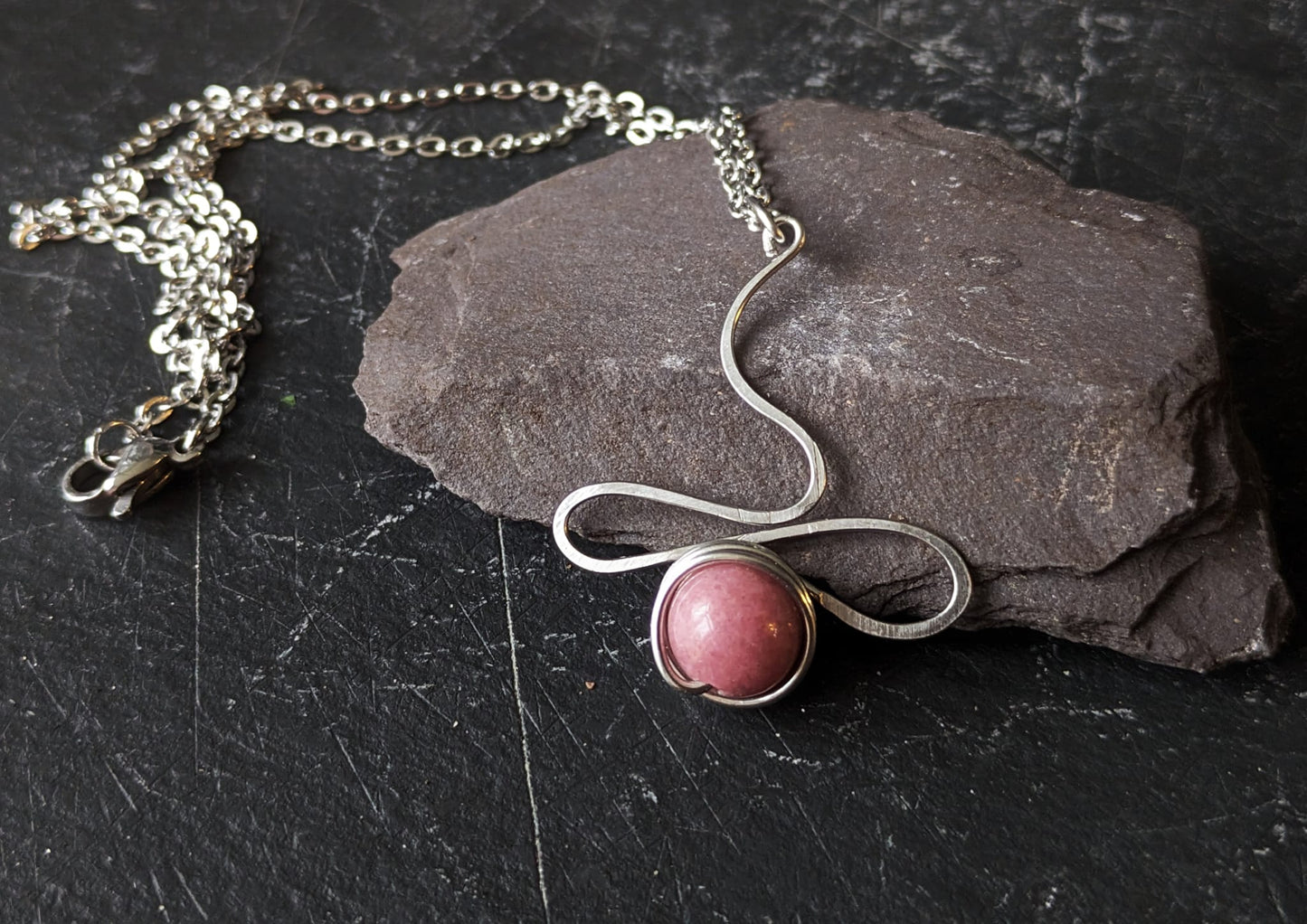 Rhodonite Surgical Steel Ribbon Jewellery Set