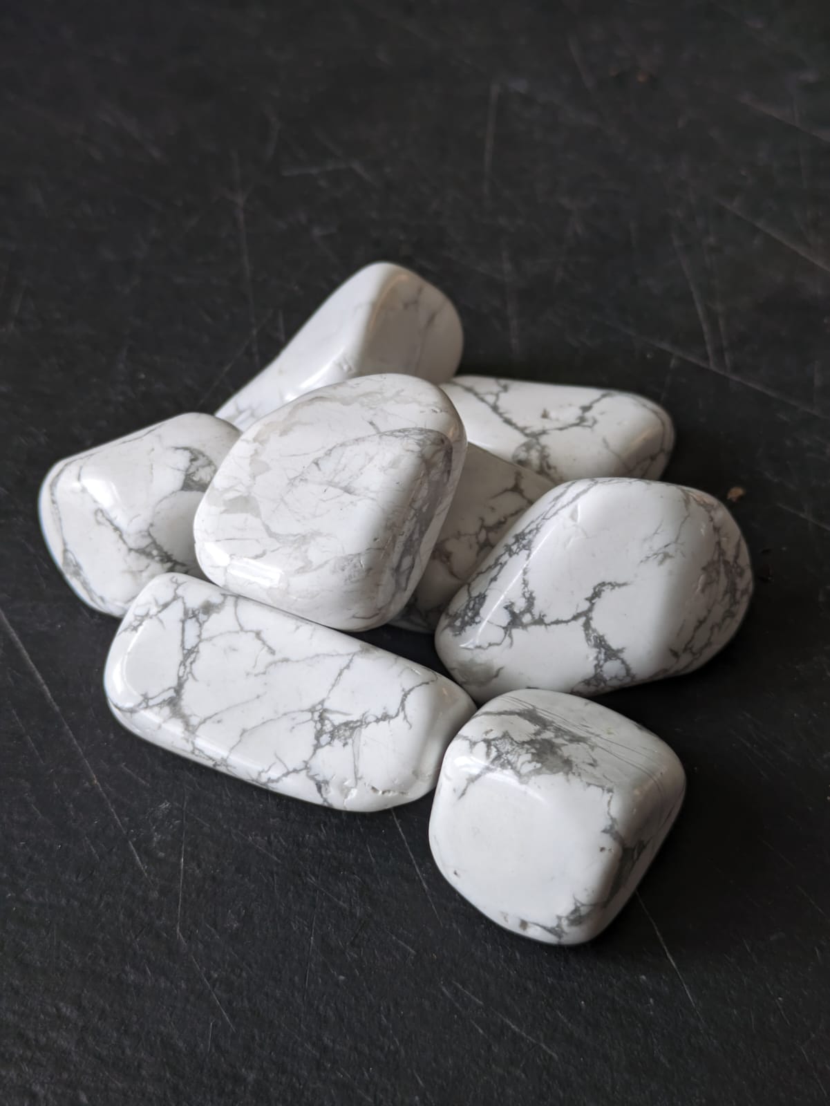 Howlite Tumblestones